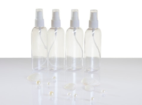 Memanfaatkan Kelebihan Botol Spray dalam Produksi Hand Sanitizer